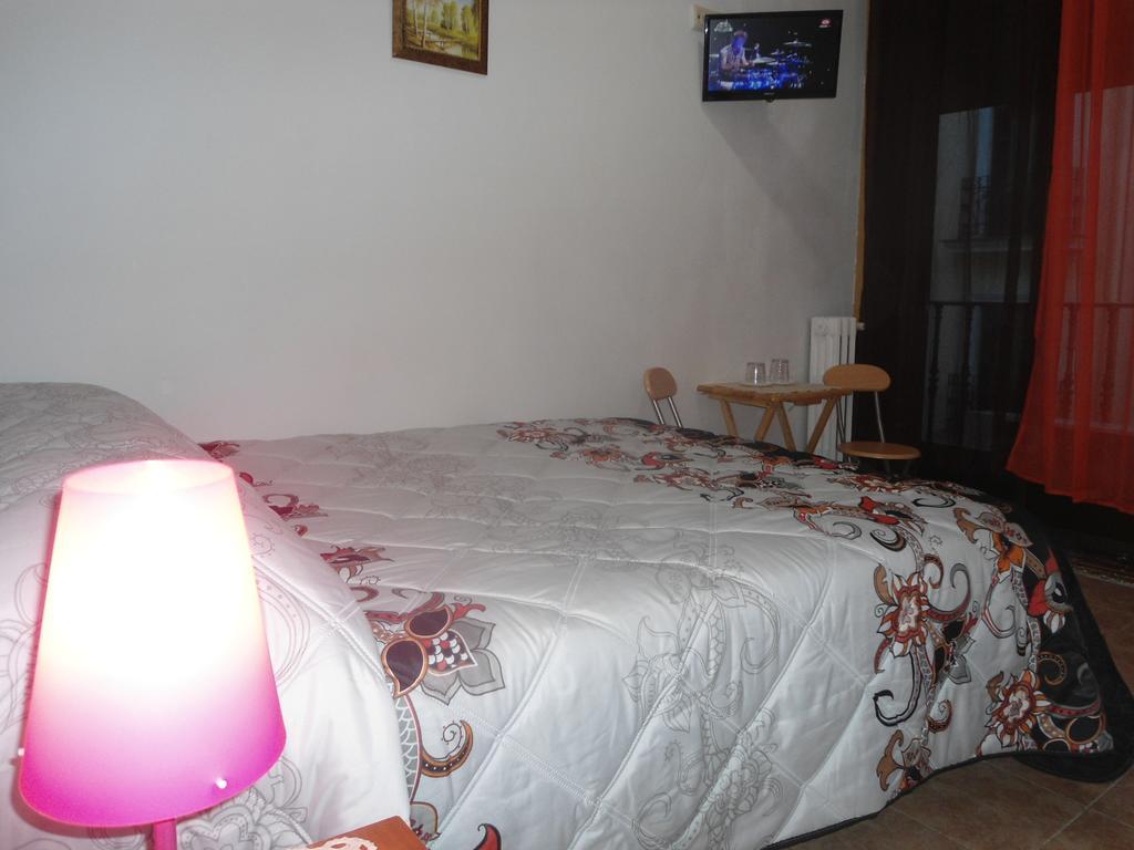 Hostal Florida Madrid Exterior foto