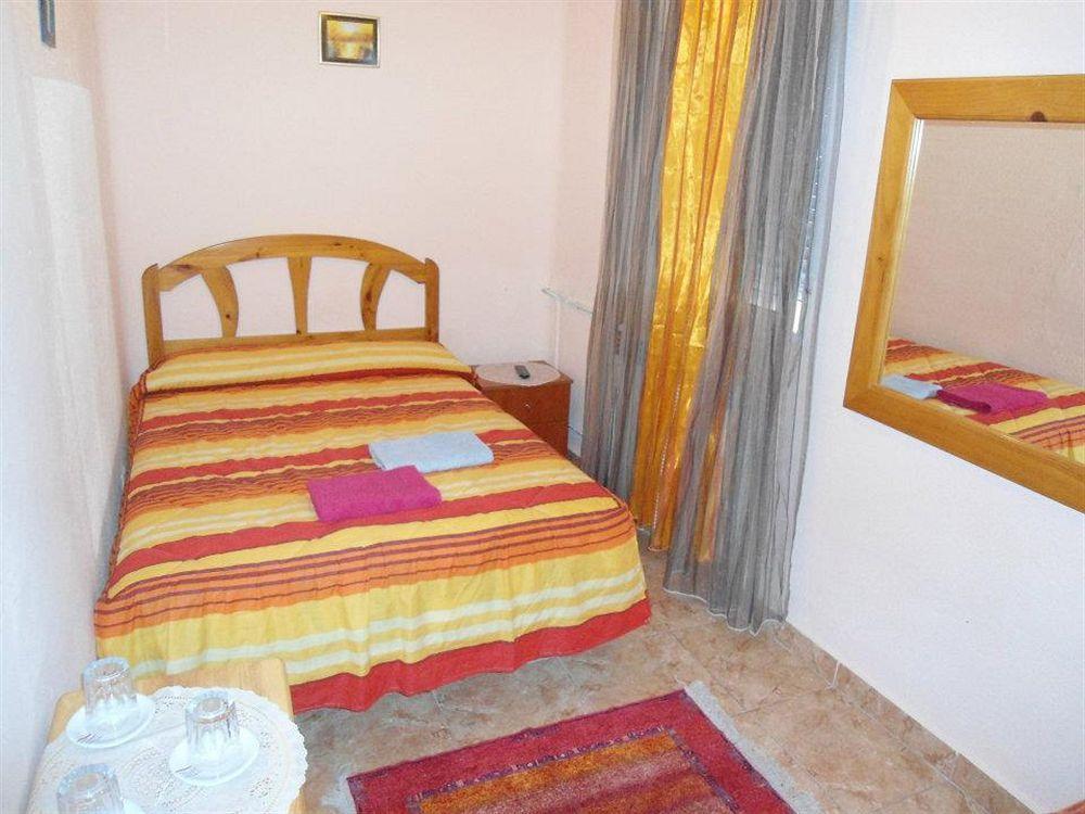 Hostal Florida Madrid Exterior foto