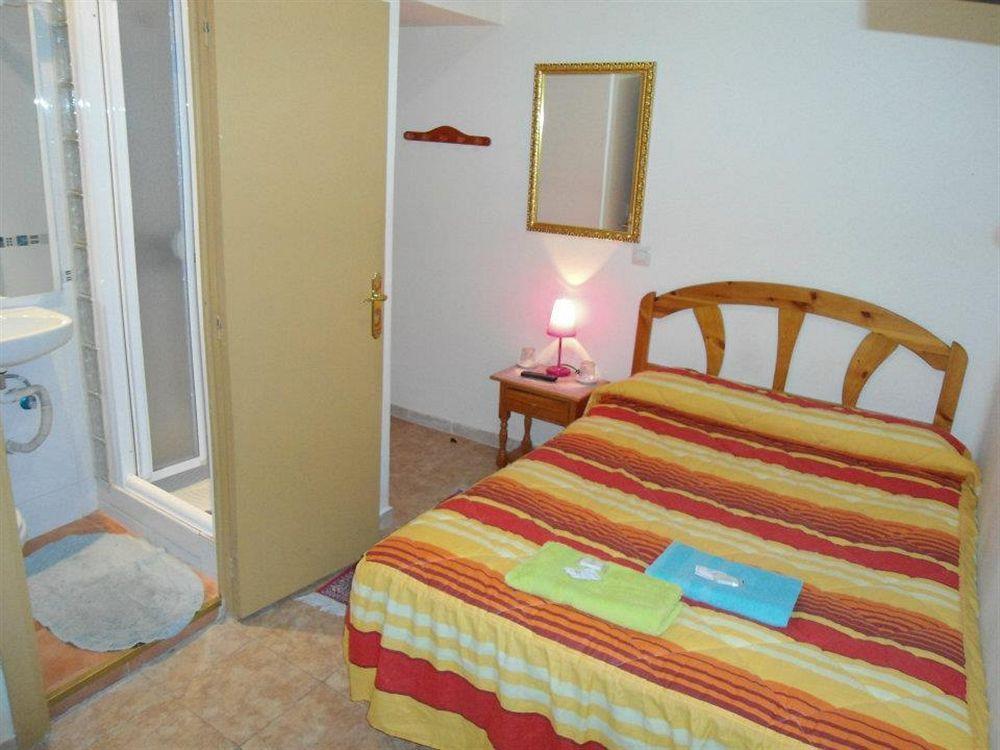 Hostal Florida Madrid Exterior foto